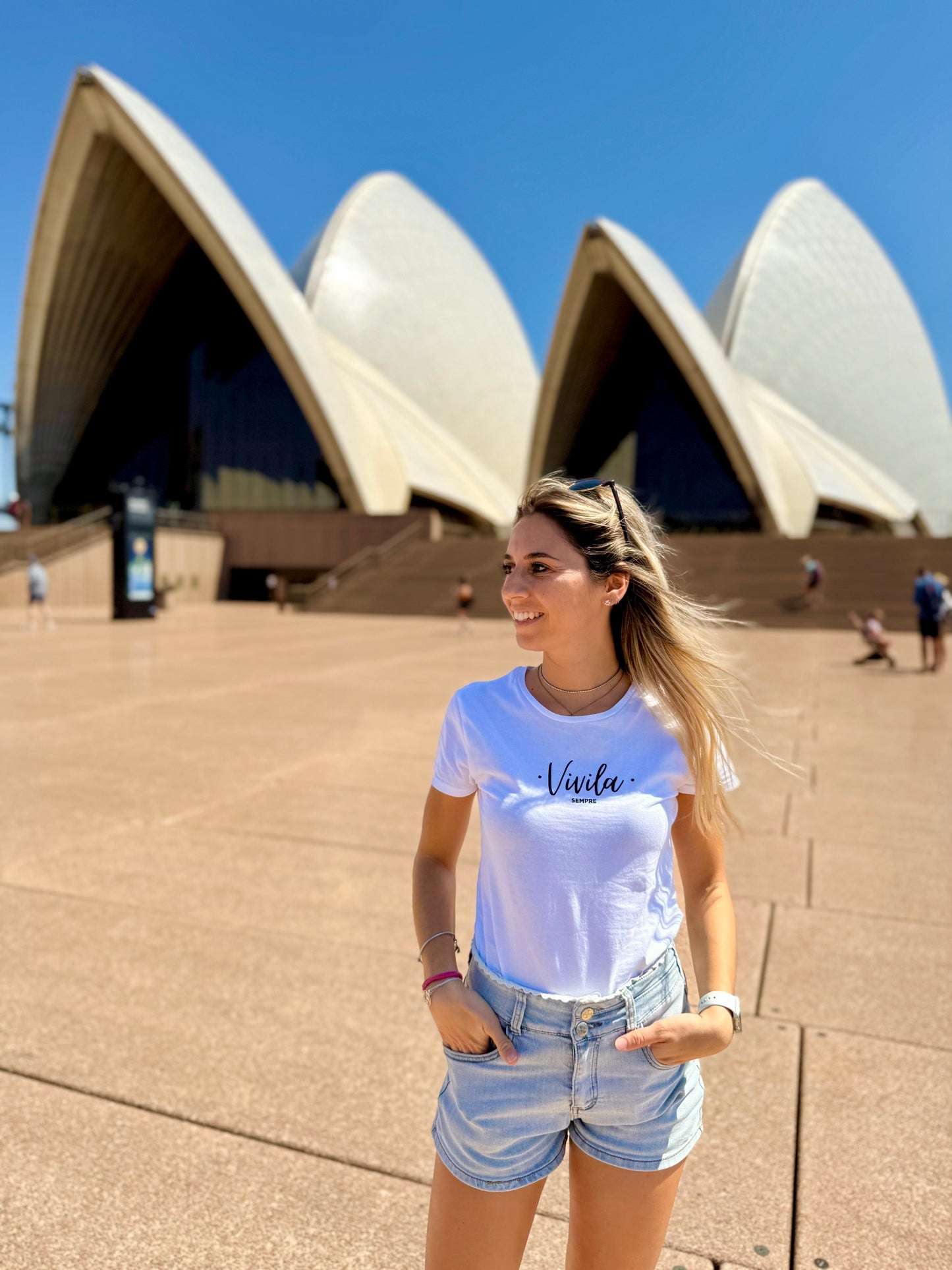 T-shirt donna a maniche corte nera e bianca
